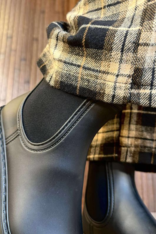 Highland Rain Boot Black